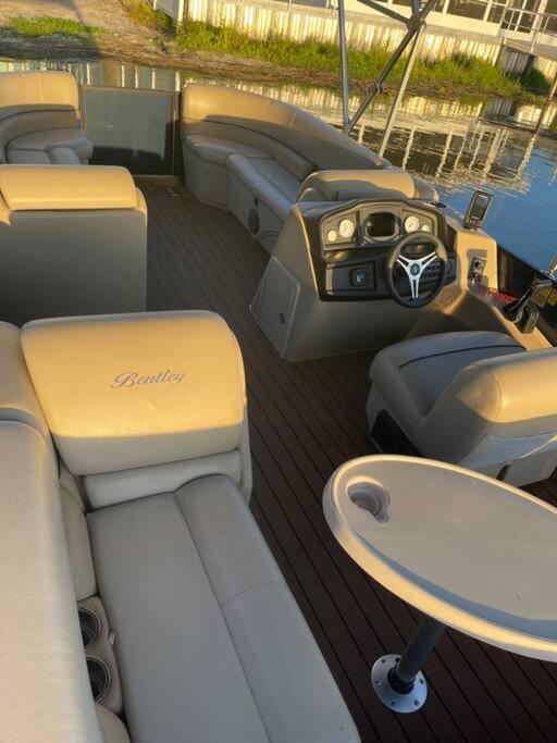 Lakefront Duplex With Pontoon Boat 3 Bed House Hébergement de vacances