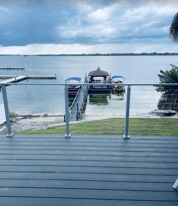 Lakefront Duplex With Pontoon Boat 3 Bed House *