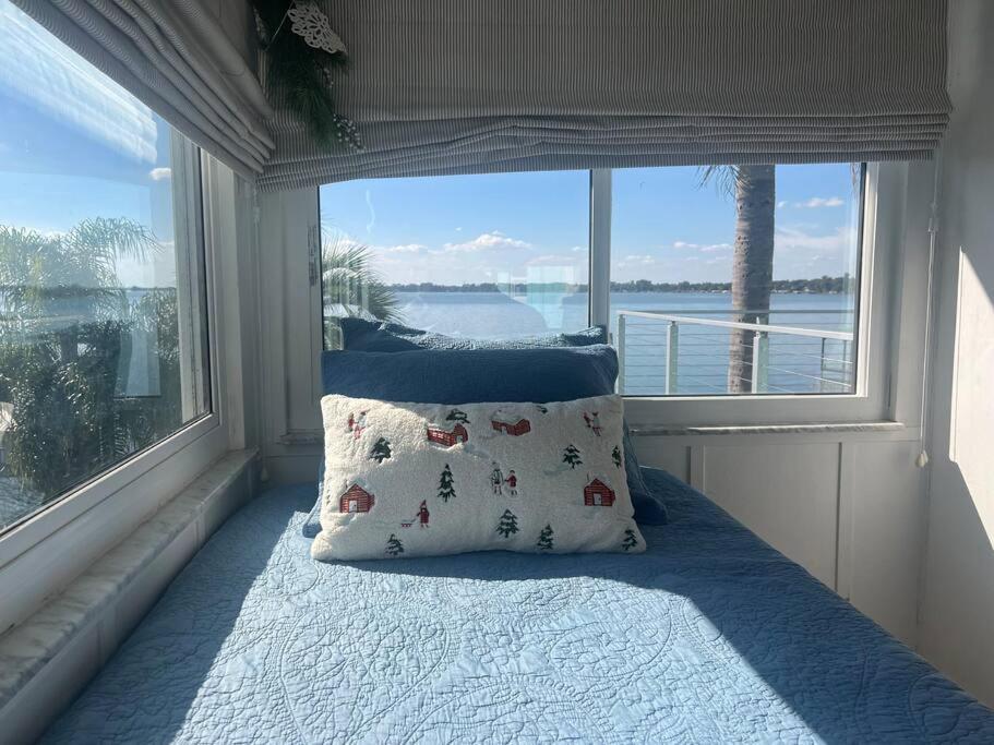 Lakefront Duplex With Pontoon Boat 3 Bed House Hébergement de vacances Mount Dora