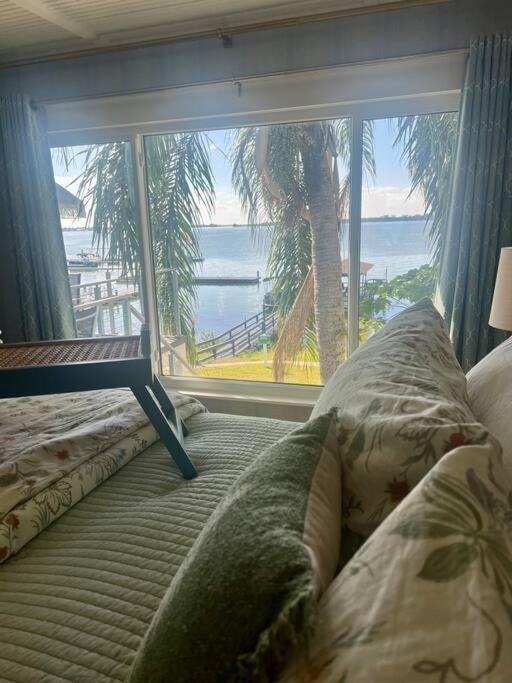 Lakefront Duplex With Pontoon Boat 3 Bed House Hébergement de vacances Mount Dora